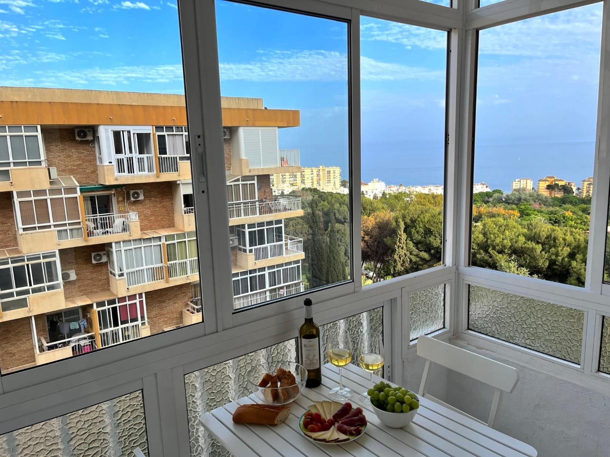 Cozy Central Studio Near The Beach 贝纳尔马德纳 外观 照片